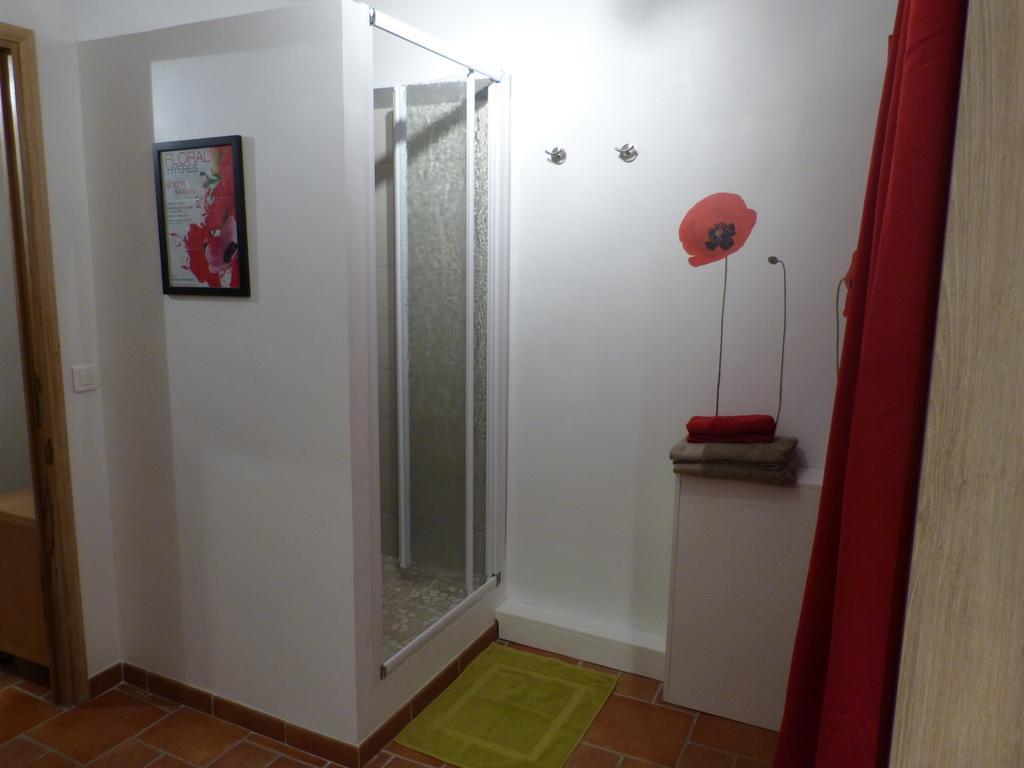 Gite Du Pagoulin - D'hotes Bed & Breakfast